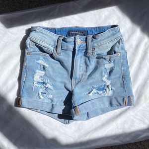 Aeropostale Seriously Stretchy High-Rise Denim Midi Shorts size 000